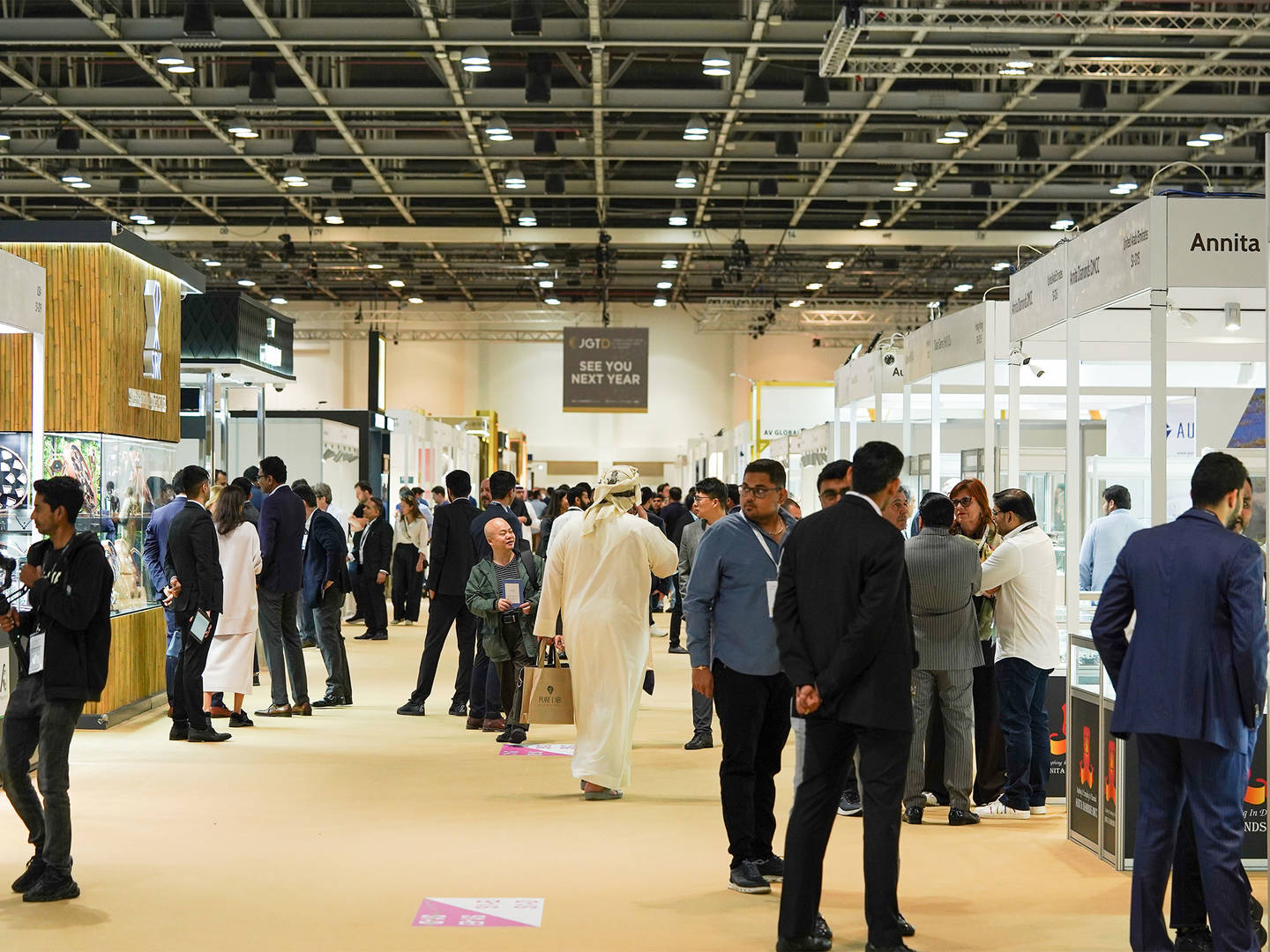 نمایشگاه طلا و جواهر دبی 6 نمایشگاه طلا و جواهر دبی