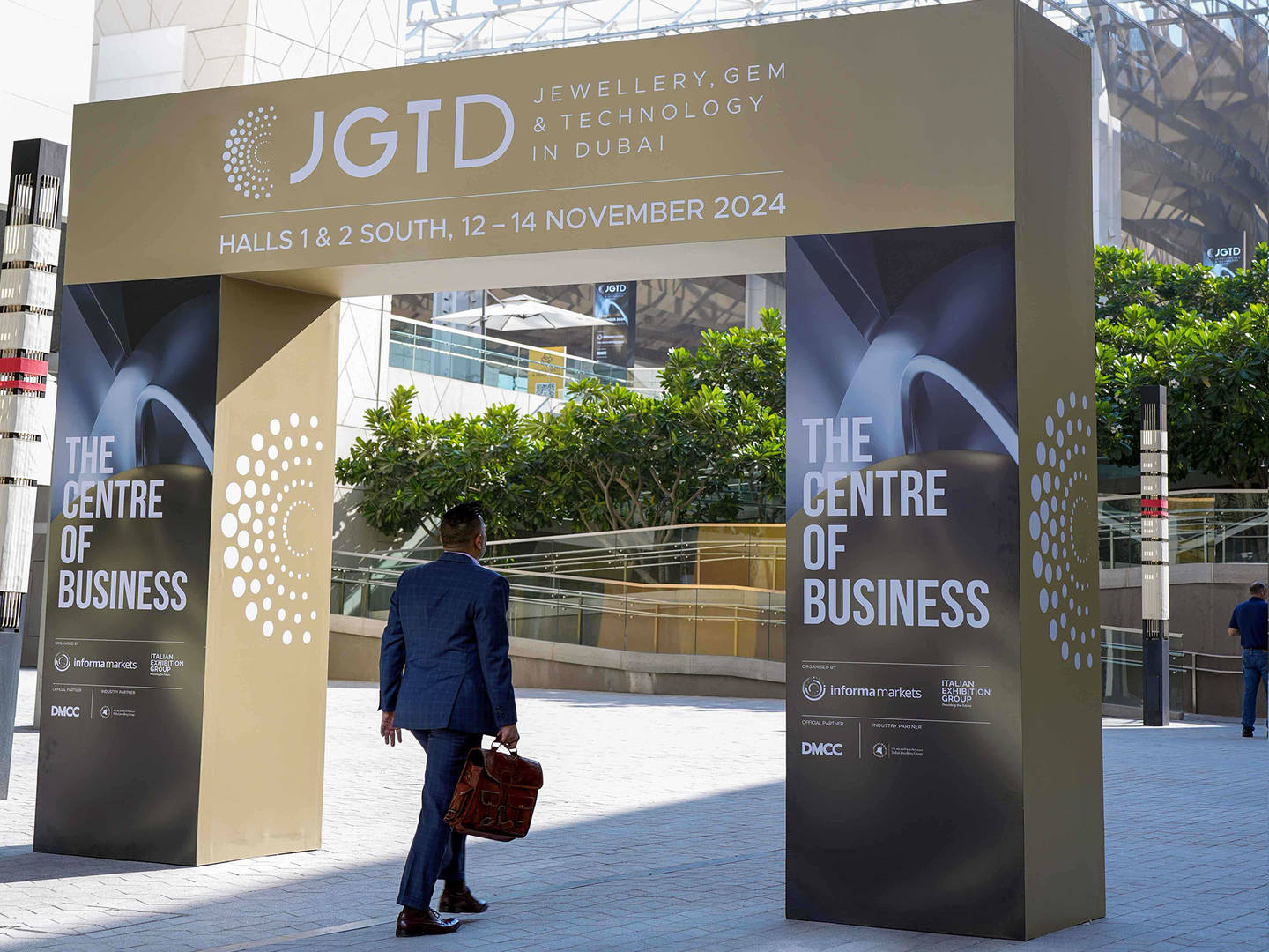 نمایشگاه طلا و جواهر دبی 3 نمایشگاه طلا و جواهر دبی