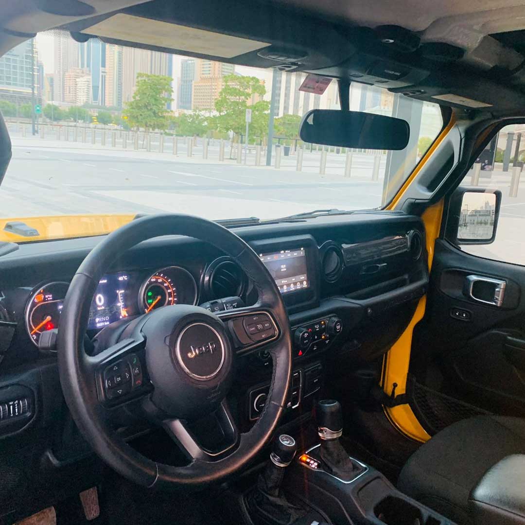 رنت جیپ در دبی، اجاره خودرو لوکس در دبی